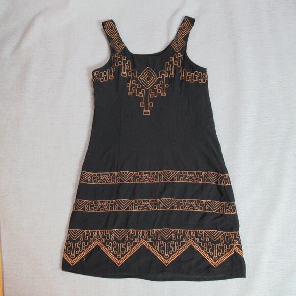 Sugarlips Dress Womens XS Black Embroidered Aztec Tribal Sleeveless Shift Preppy - Picture 8 of 14